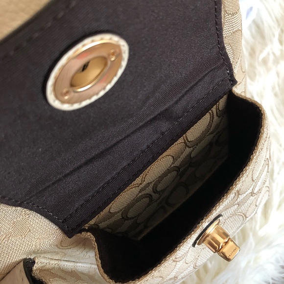 NWT Coach Signature Jacquard Billie Backpack - Picture 3 of 4